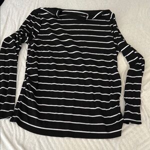 SHEIN Black and White Long Sleeve Relaxed Tee